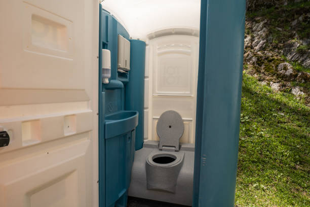 Best Portable restroom trailer rental  in Lafayette, CO